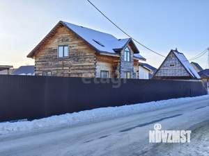 Дом 200м&sup2;, 2-этажный, участок 9 сот.  