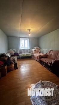 Дом 42м&sup2;, 2-этажный, участок 11 сот.  