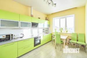 Дом 150м&sup2;, 2-этажный, участок 8 сот.  