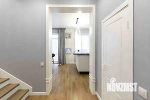 Коттедж 130м², 2-этажный, участок 6 сот.  
