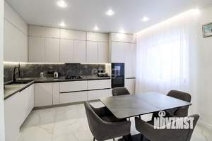 Дом 122м&sup2;, 2-этажный, участок 10 сот.  