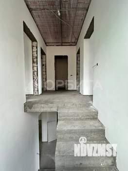 Дом 130м², 2-этажный, участок 5 сот.  