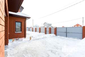 Коттедж 200м&sup2;, 2-этажный, участок 6 сот.  