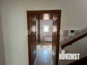 Дом 242м², 3-этажный, участок 15 сот.  