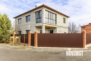 Дом 222м&sup2;, 2-этажный, участок 6 сот.  