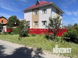 Дом 220м², 2-этажный, участок 15 сот.  