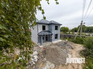 Дом 130м&sup2;, 2-этажный, участок 5 сот.  