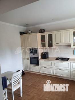 Дом 304м², 2-этажный, участок 18 сот.  