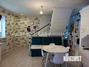 Дом 100м², 2-этажный, участок 6 сот.  
