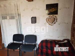 Дом 45м&sup2;, 2-этажный, участок 5 сот.  