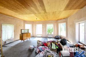 Дом 100м&sup2;, 2-этажный, участок 6 сот.  