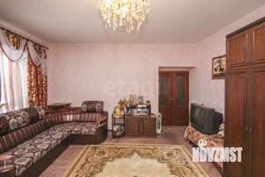 Дом 177м&sup2;, 2-этажный, участок 6 сот.  