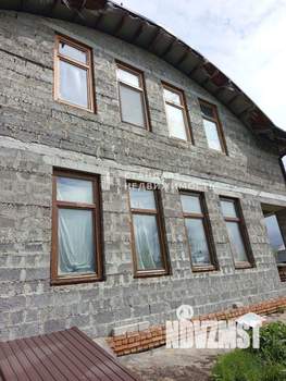 Коттедж 300м², 2-этажный, участок 10 сот.  