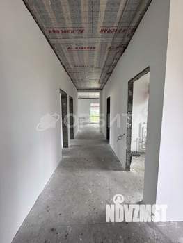 Дом 130м&sup2;, 2-этажный, участок 5 сот.  