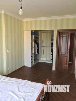 Дом 120м&sup2;, 2-этажный, участок 8 сот.  