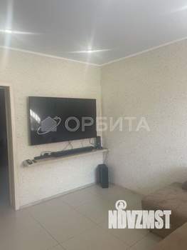 Дом 100м², 2-этажный, участок 6 сот.  