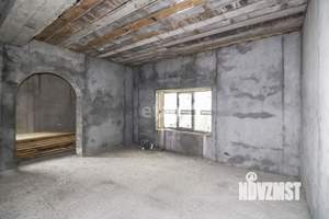 Дом 192м&sup2;, 2-этажный, участок 4 сот.  