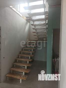 Дом 112м², 2-этажный, участок 6 сот.  