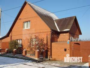 Коттедж 258м², 3-этажный, участок 5 сот.  