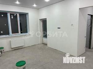 Дом 100м&sup2;, 2-этажный, участок 6 сот.  