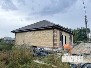 Дом 90м², 2-этажный, участок 6 сот.  