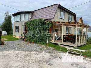 Дом 220м², 2-этажный, участок 10 сот.  