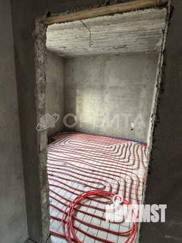 Дом 222м&sup2;, 2-этажный, участок 6 сот.  