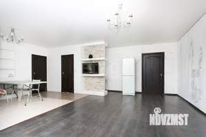 Дом 265м&sup2;, 2-этажный, участок 5 сот.  