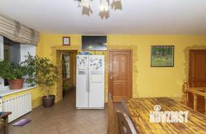 Дом 459м&sup2;, 2-этажный, участок 10 сот.  