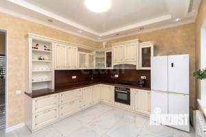 Дом 141м², 2-этажный, участок 8 сот.  