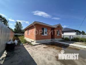 Дом 90м&sup2;, 2-этажный, участок 6 сот.  