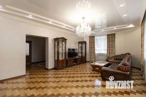 Дом 356м², 2-этажный, участок 21 сот.  