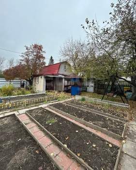 Дом 40м², 2-этажный, участок 4 сот.  