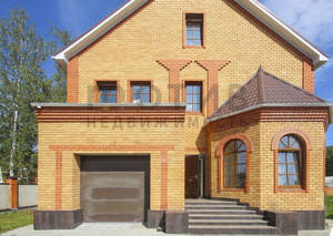 Дом 260м&sup2;, 3-этажный, участок 0 сот.  