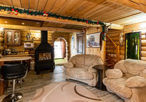 Дом 60м&sup2;, 2-этажный, участок 7 сот.  