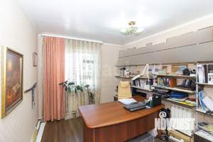 Дом 193м², 3-этажный, участок 3 сот.  