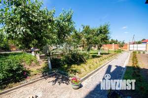 Дом 400м², 2-этажный, участок 13 сот.  