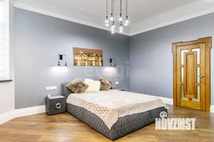 Дом 353м&sup2;, 2-этажный, участок 15 сот.  