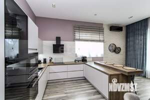 Дом 279м², 2-этажный, участок 10 сот.  