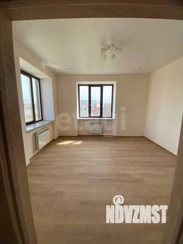 Дом 512м&sup2;, 2-этажный, участок 10 сот.  