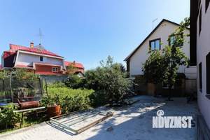 Дом 141м&sup2;, 2-этажный, участок 9 сот.  