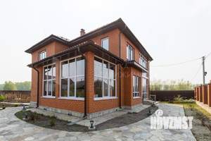 Коттедж 241м², 2-этажный, участок 10 сот.  