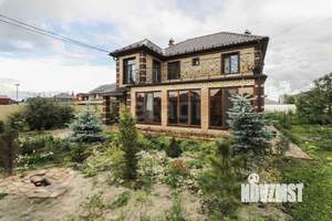 Дом 220м², 2-этажный, участок 9 сот.  