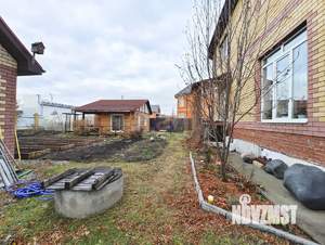 Дом 204м², 2-этажный, участок 10 сот.  