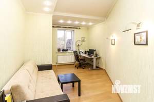 Дом 356м², 2-этажный, участок 13 сот.  