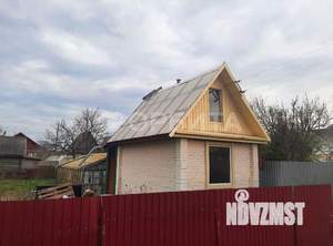 Дом 15м&sup2;, 2-этажный, участок 5 сот.  