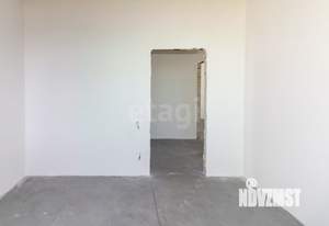 Дом 100м&sup2;, 2-этажный, участок 4 сот.  