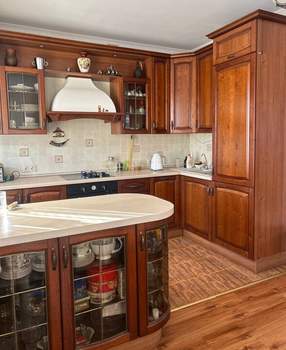 Дом 150м², 2-этажный, участок 10 сот.  