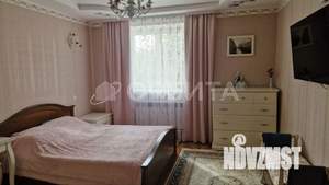 Дом 296м², 2-этажный, участок 15 сот.  
