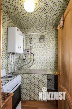 Дом 42м², 2-этажный, участок 10 сот.  